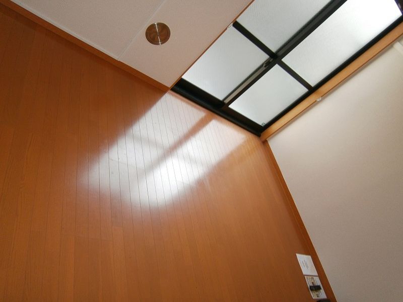 レオパレス白鳥 居間