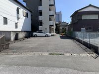 レオパレスカーサ桜井町 駐車場