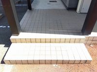レオパレス中久Ⅱ エントランス