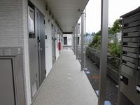 クレイノヴィオラ エントランス