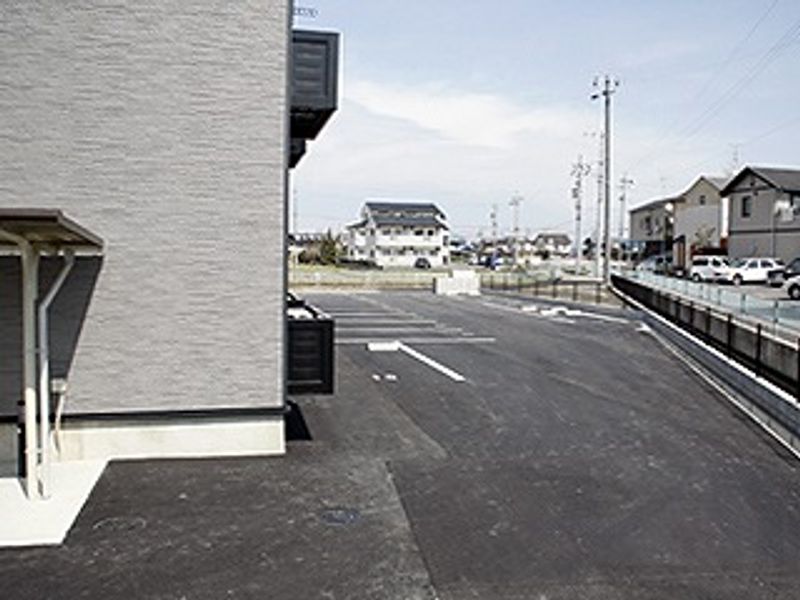 レオパレスＷｉｎ　穂積 駐車場