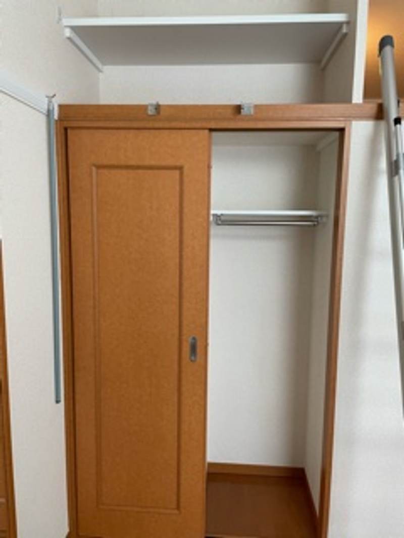 レオパレスかりがね 収納