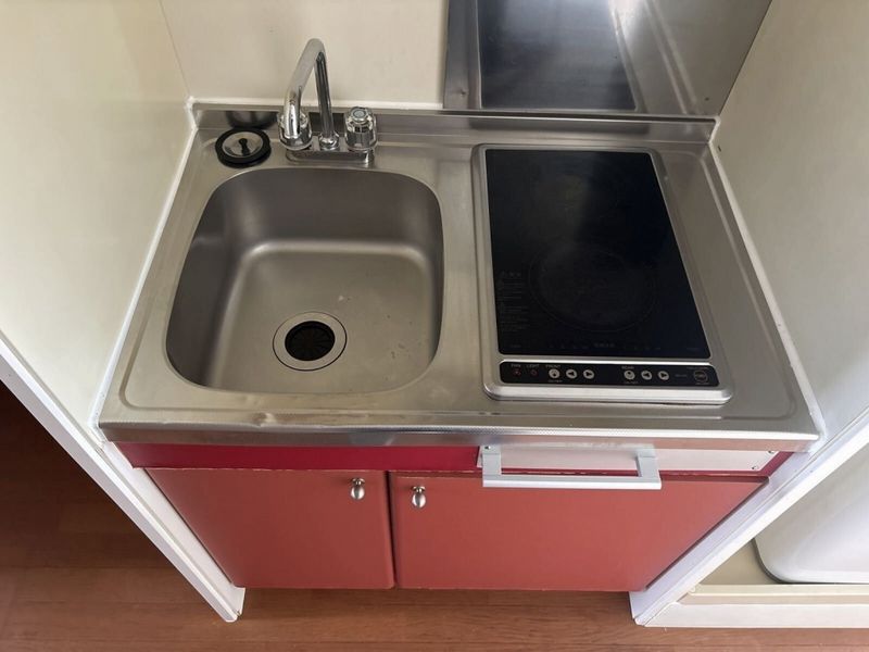 レオパレスエスト キッチン