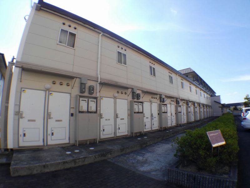 レオパレスルミエールⅡ 外観