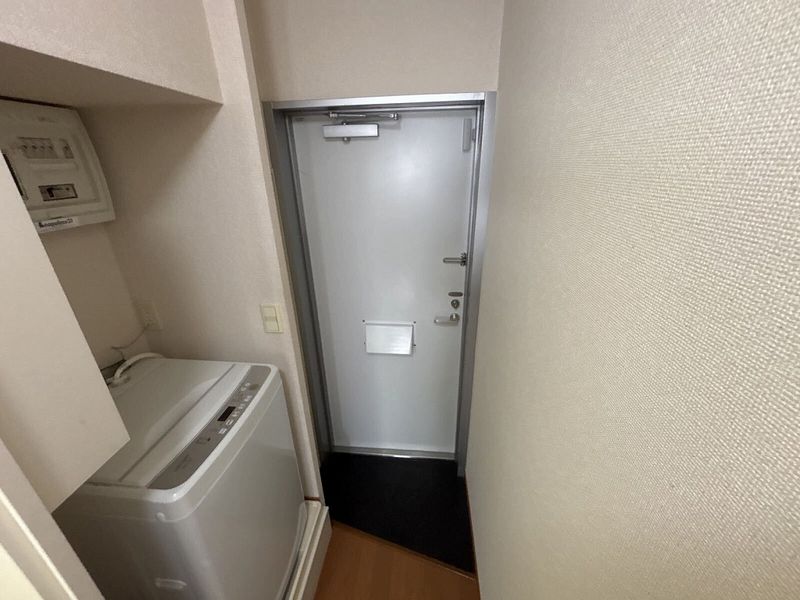 レオパレスｔｓｕｂａｓａ 玄関