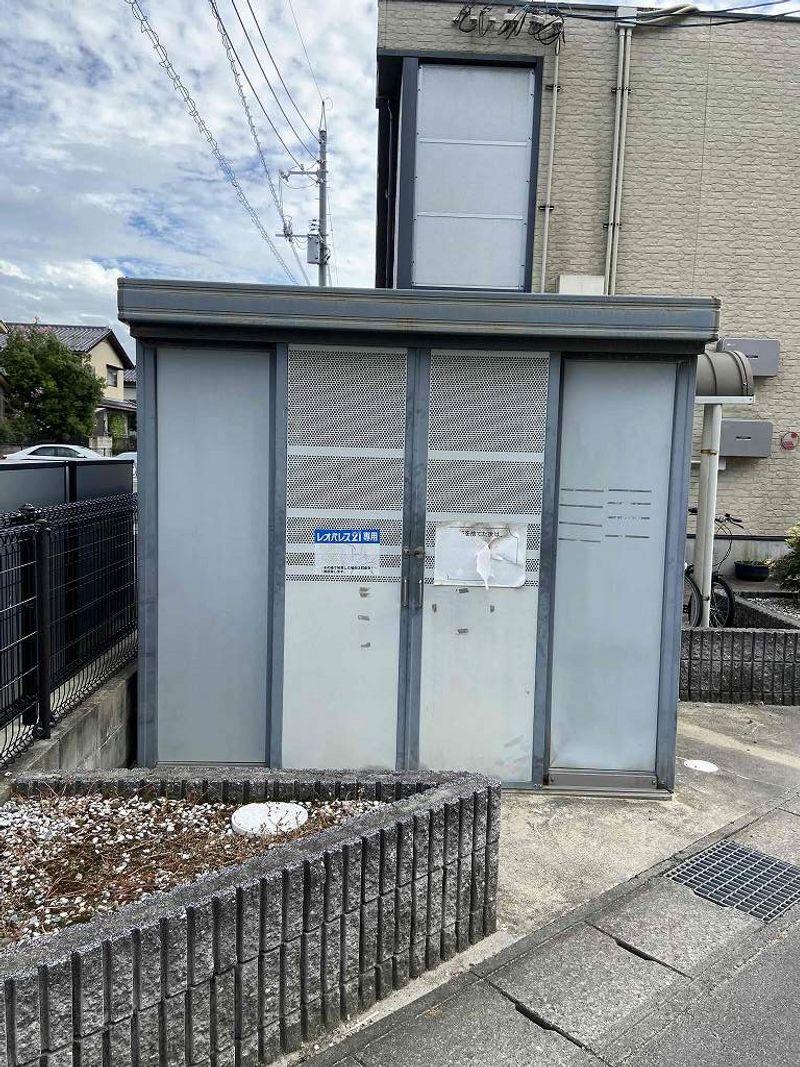 レオパレスリスピー 共用部分