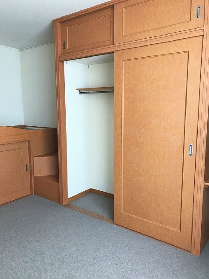 レオパレスボヌール 収納