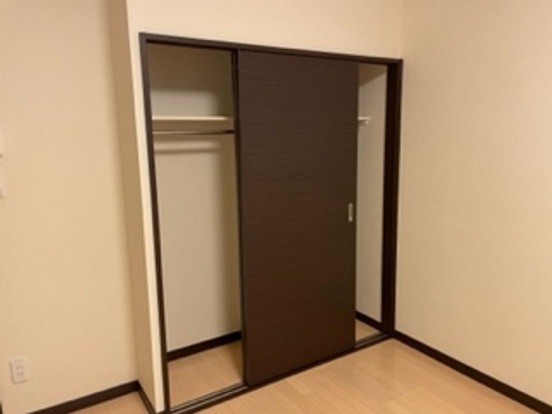 レオネクストｎｉｓｈｉｋｉ 収納