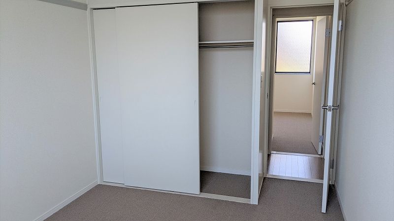 レオパレスルミエール 収納