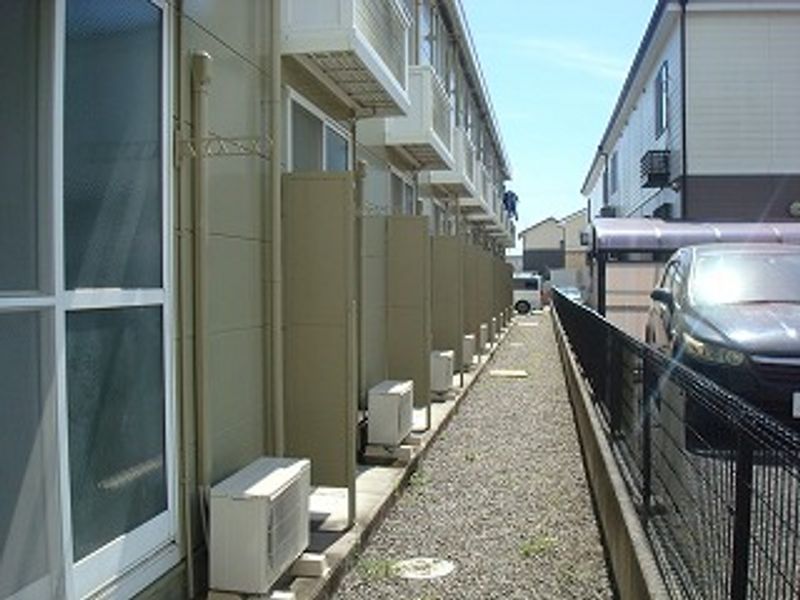レオパレス平窪 外観