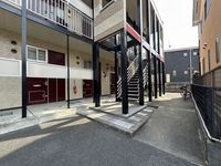 レオパレスｃｈｉｙｏ 駐車場
