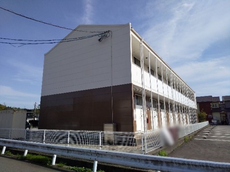 レオパレスオアシス 外観