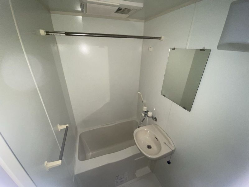 LEONEXT Ran Bathroom