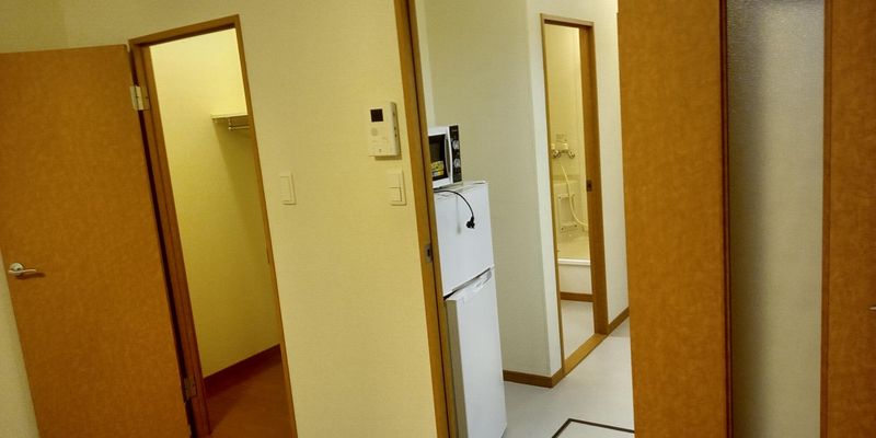 レオパレスサンシロイシ 居間