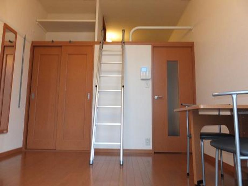 レオパレスおおすみ 寝室