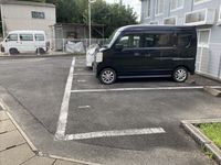 レオパレスプランドール上高田 駐車場