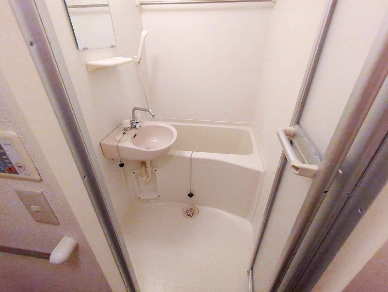 leopalace Cherry Garden C Bathroom