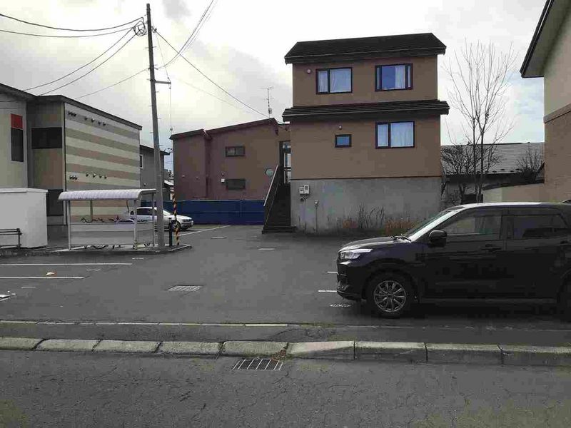 レオパレス住之江 駐車場