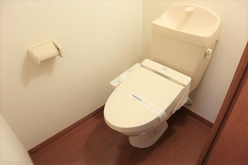 レオパレスフローラタカダ トイレ
