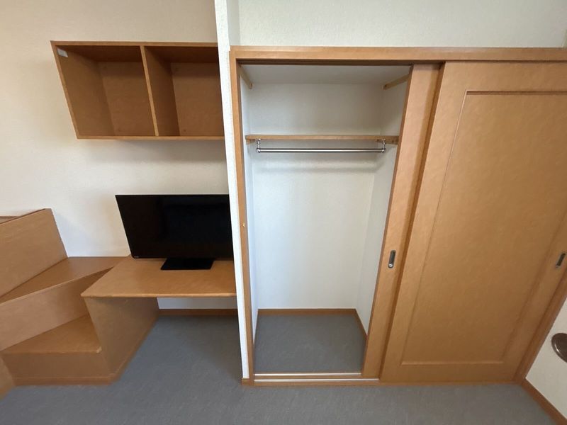 レオパレスルミエール 収納
