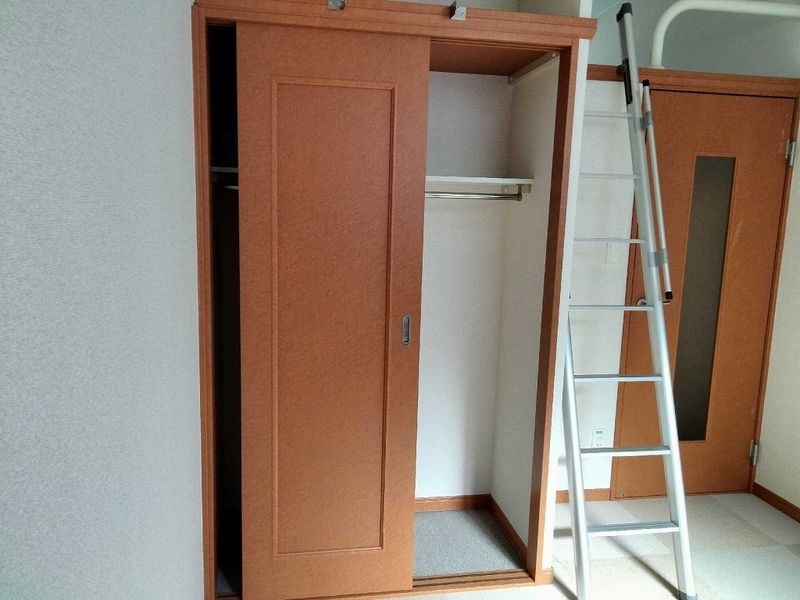 レオパレスアズール東大宮 収納