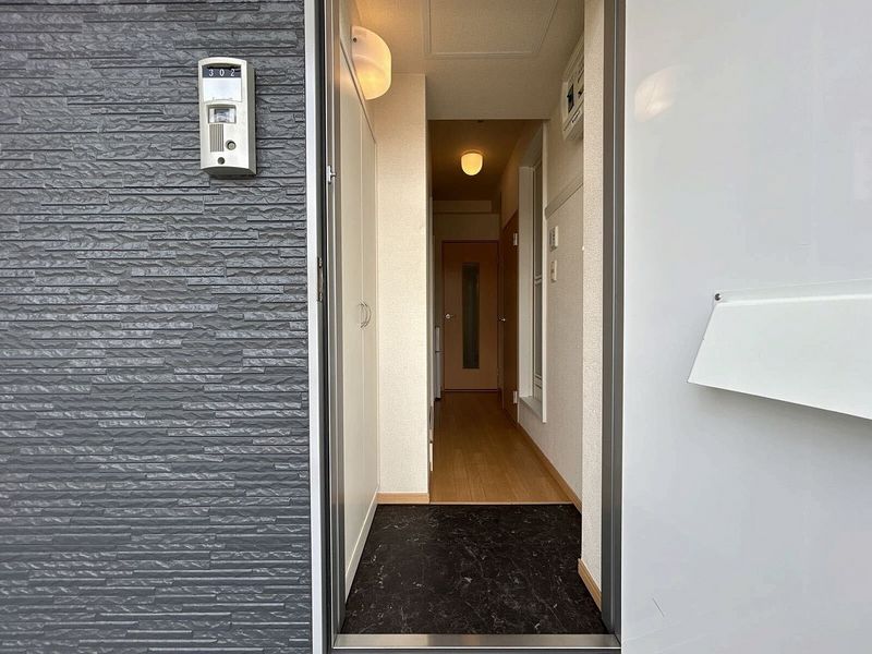 leopalace Miwano Park Entrance