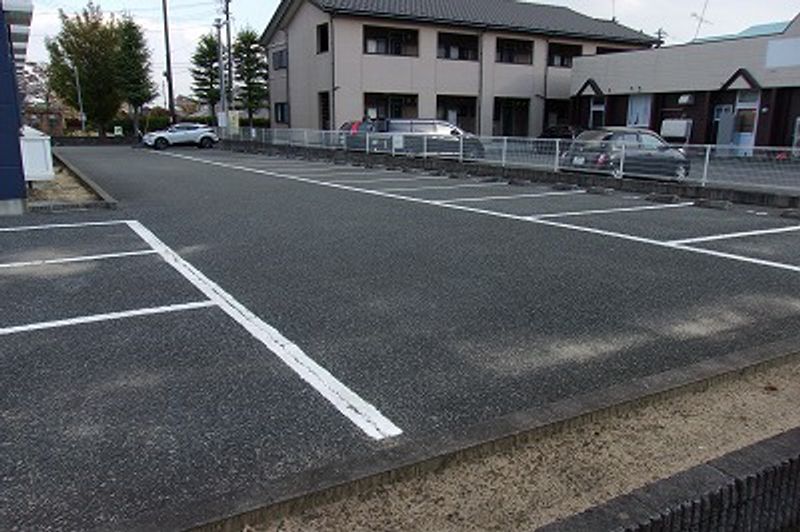 レオパレス相馬 駐車場