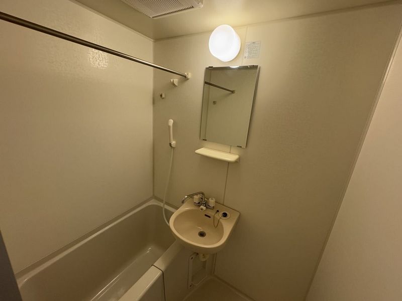 レオパレスパーチェ 洗面台