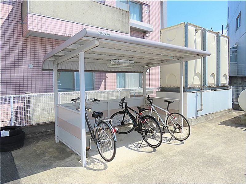 レオパレスシャルロット 共用部分