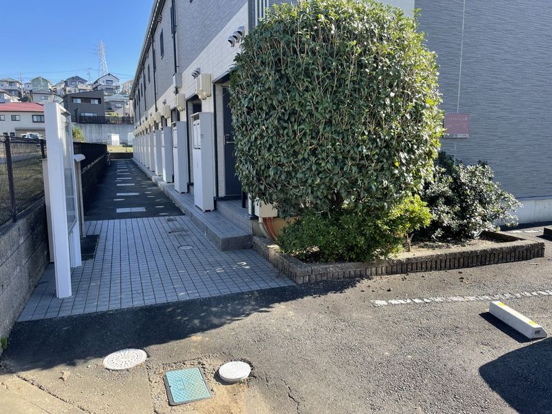 レオパレスオンワード磐田 エントランス