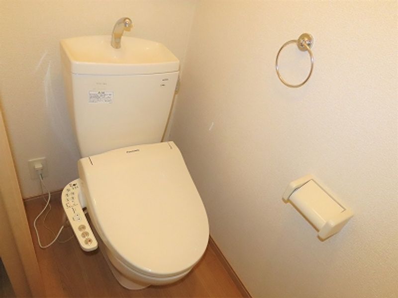 レオパレス柊 トイレ