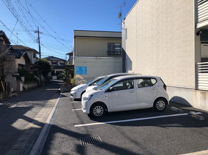 レオネクスト桜台 駐車場