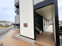 レオパレス湊御殿 エントランス