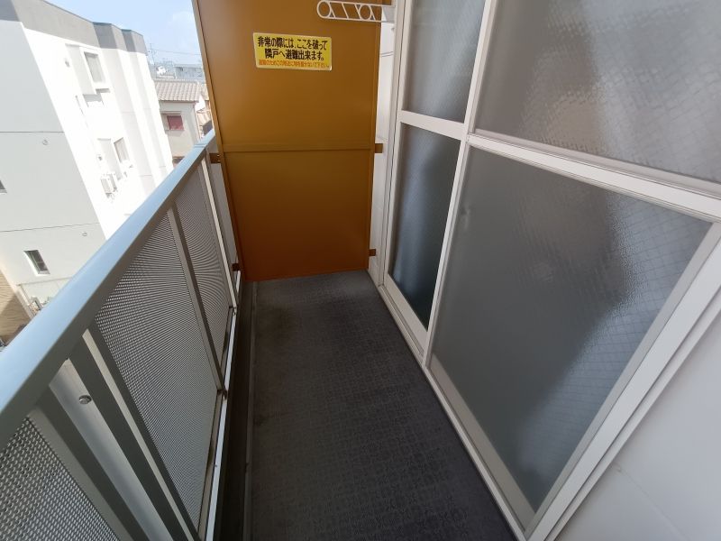 レオパレスＩＢ バルコニー