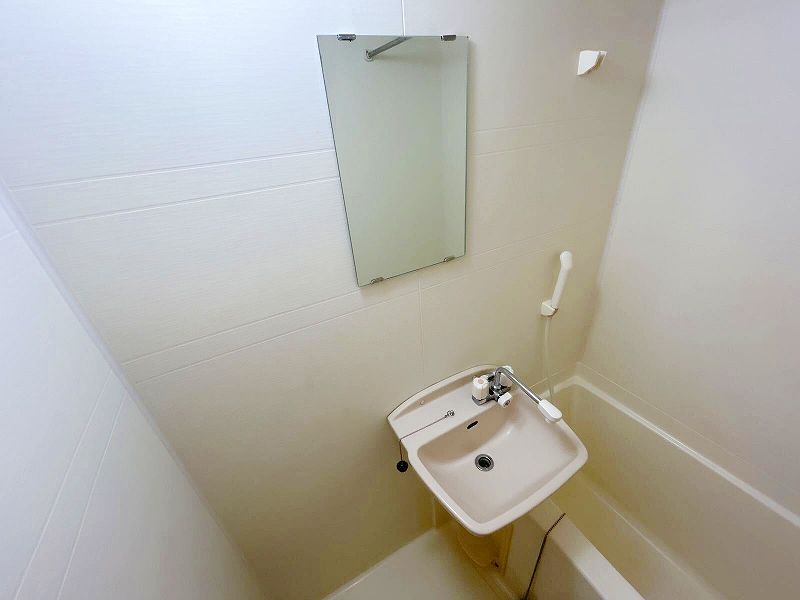 leopalace Thirteen Stone Bồn rửa mặt