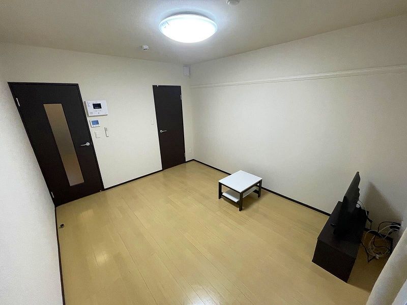 レオネクストカサ　フェリス 居間