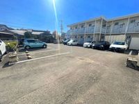 レオパレスフランボワーズ　Ｆ 駐車場