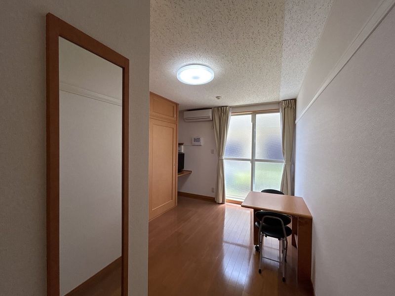 レオパレスさくら 居間