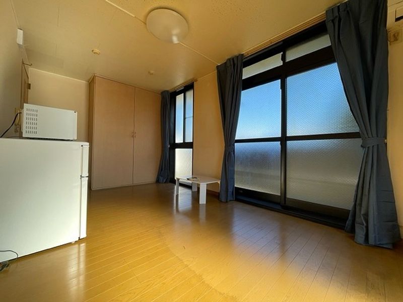 レオパレスひまわり 居間