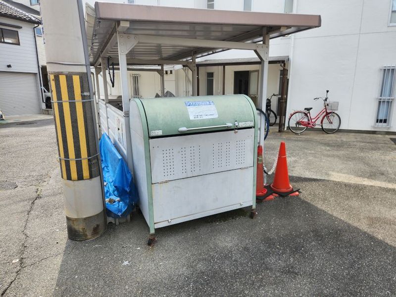 レオパレスピュア 共用部分