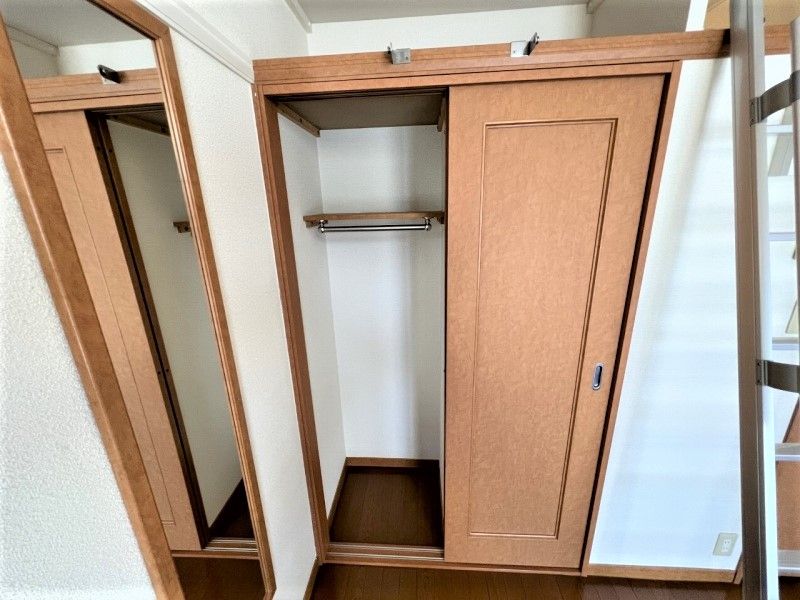 レオパレスセゾン 収納