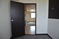 レオネクストサンシャイン岩室 居間