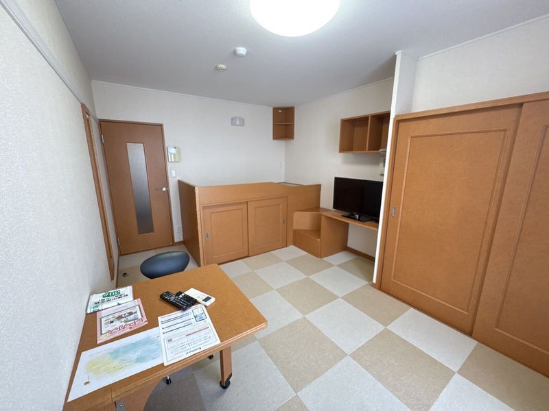 レオパレスＨｏｍｅ１００ 居間