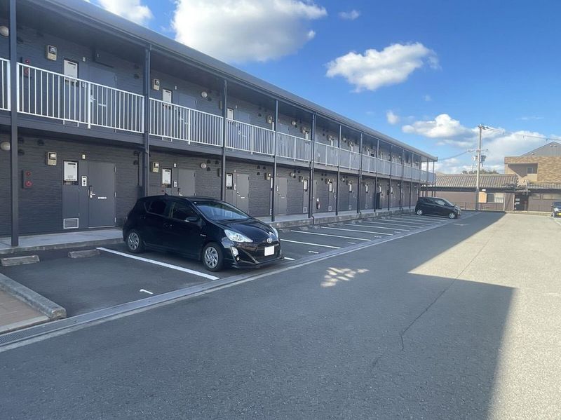 leopalace Nakano 51 停车场