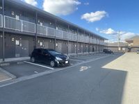 leopalace Nakano 51 停车场