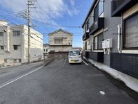 レオパレスハワース 駐車場