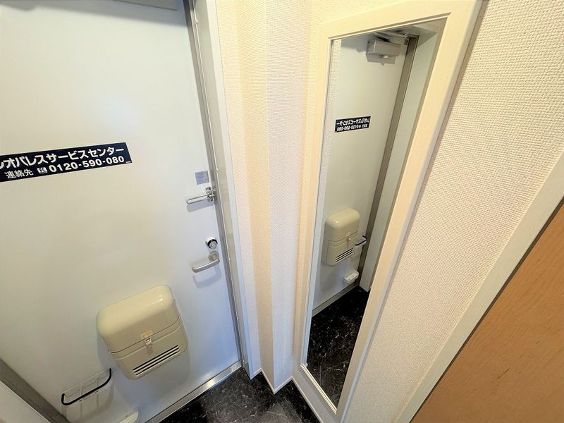 クレイノコンフォール杭瀬北新町 玄関