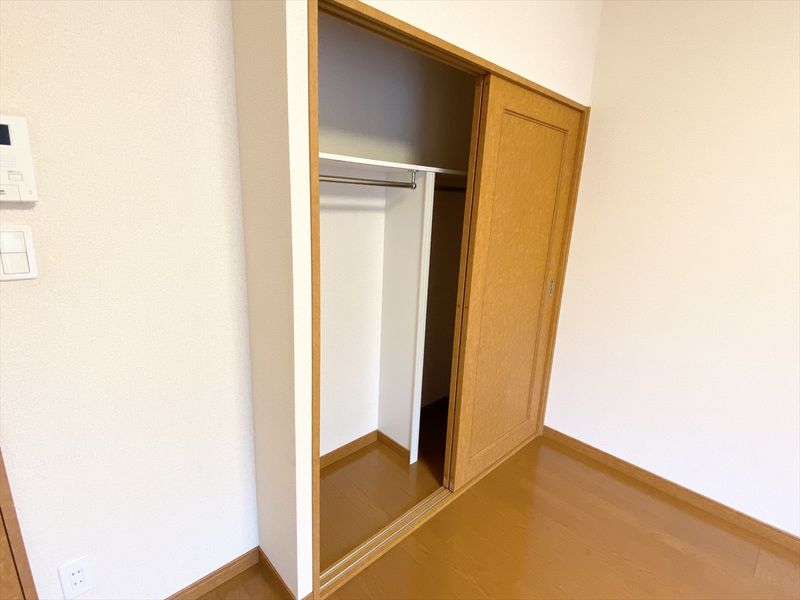 レオパレスオリヴィエⅡ 収納