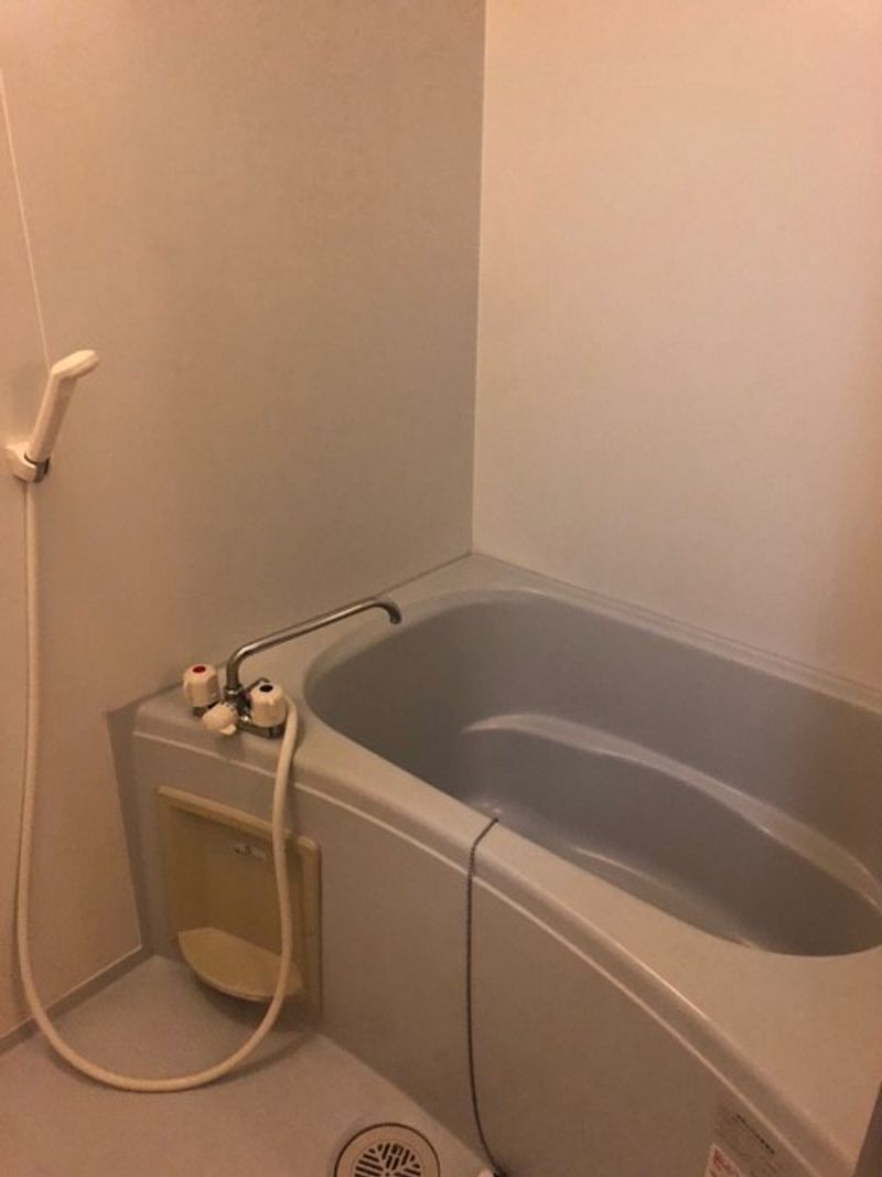 レオパレスメゾネット 風呂