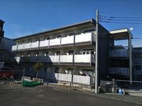 レオパレスタラセア 外観